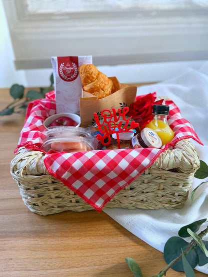 Breakfast Basket & Vase Flowers