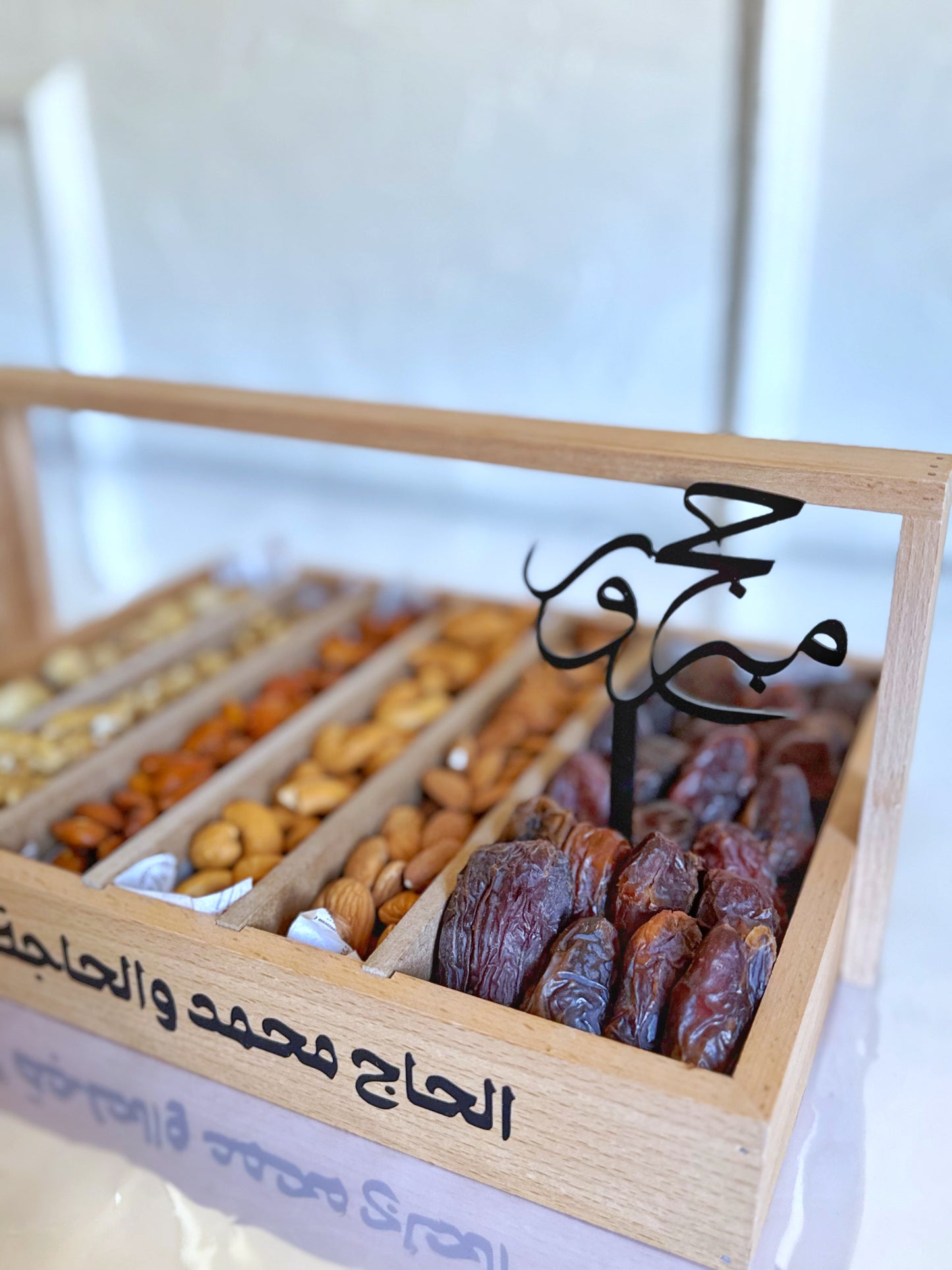 Nuts & Date gift