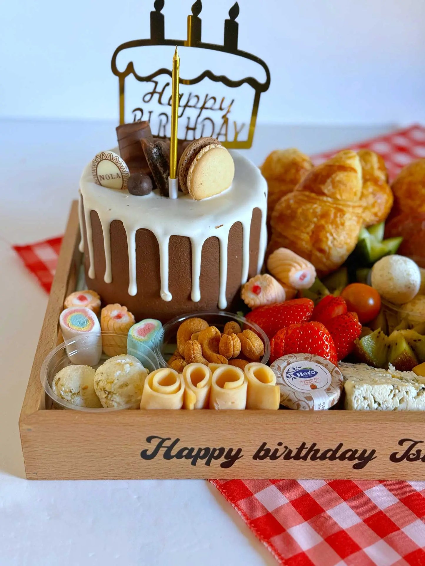 Birthday Tray Breakfast & Cake | 25 x 35cm