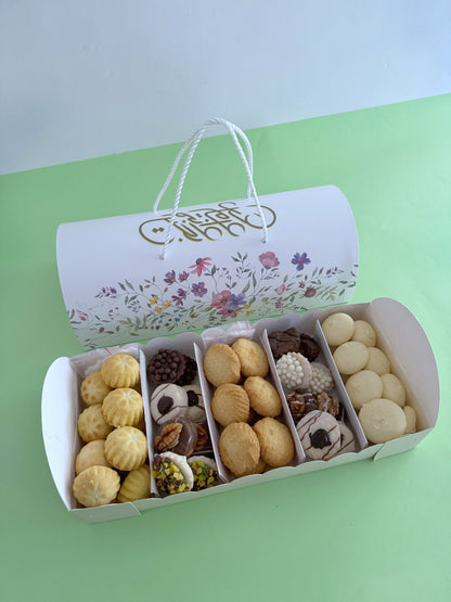 The Grand Kahk Box – Full open flat lay showing all 5 compartments with Ghraybeh, Kahk, and Petit-Four assortment