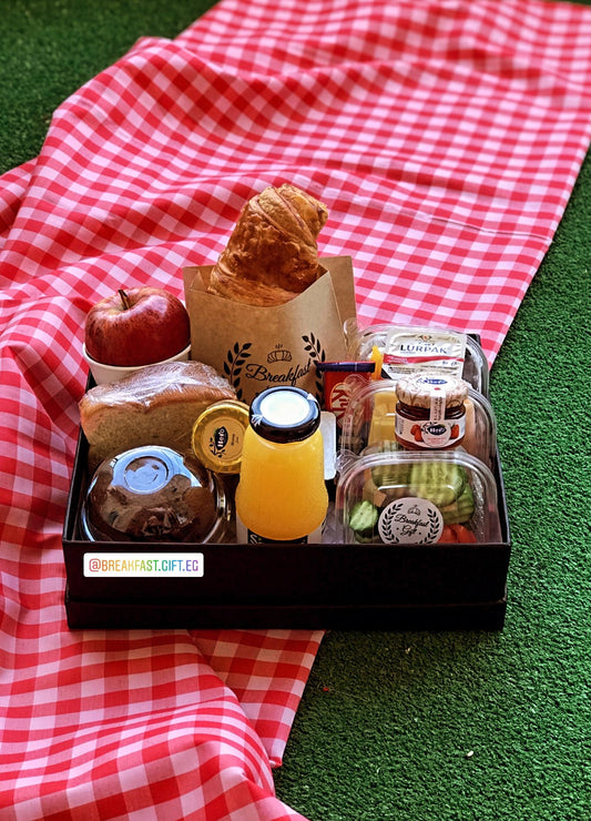 Basic Breakfast in a box (1 person)